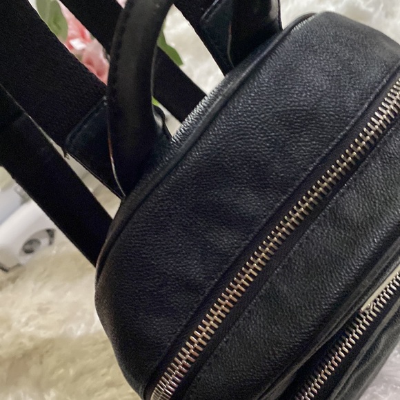Michael Kors Backpack - Picture 5 of 10